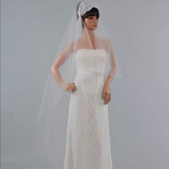 New Vintage style veil in light ivory and white